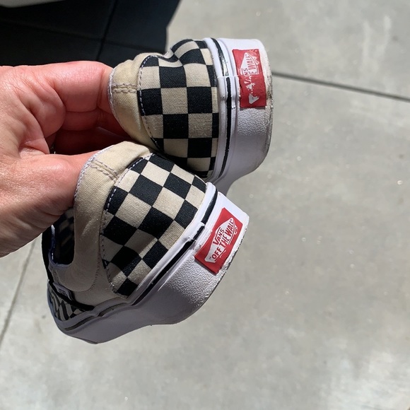 Checkered Vans size 7.5 - Picture 9 of 10